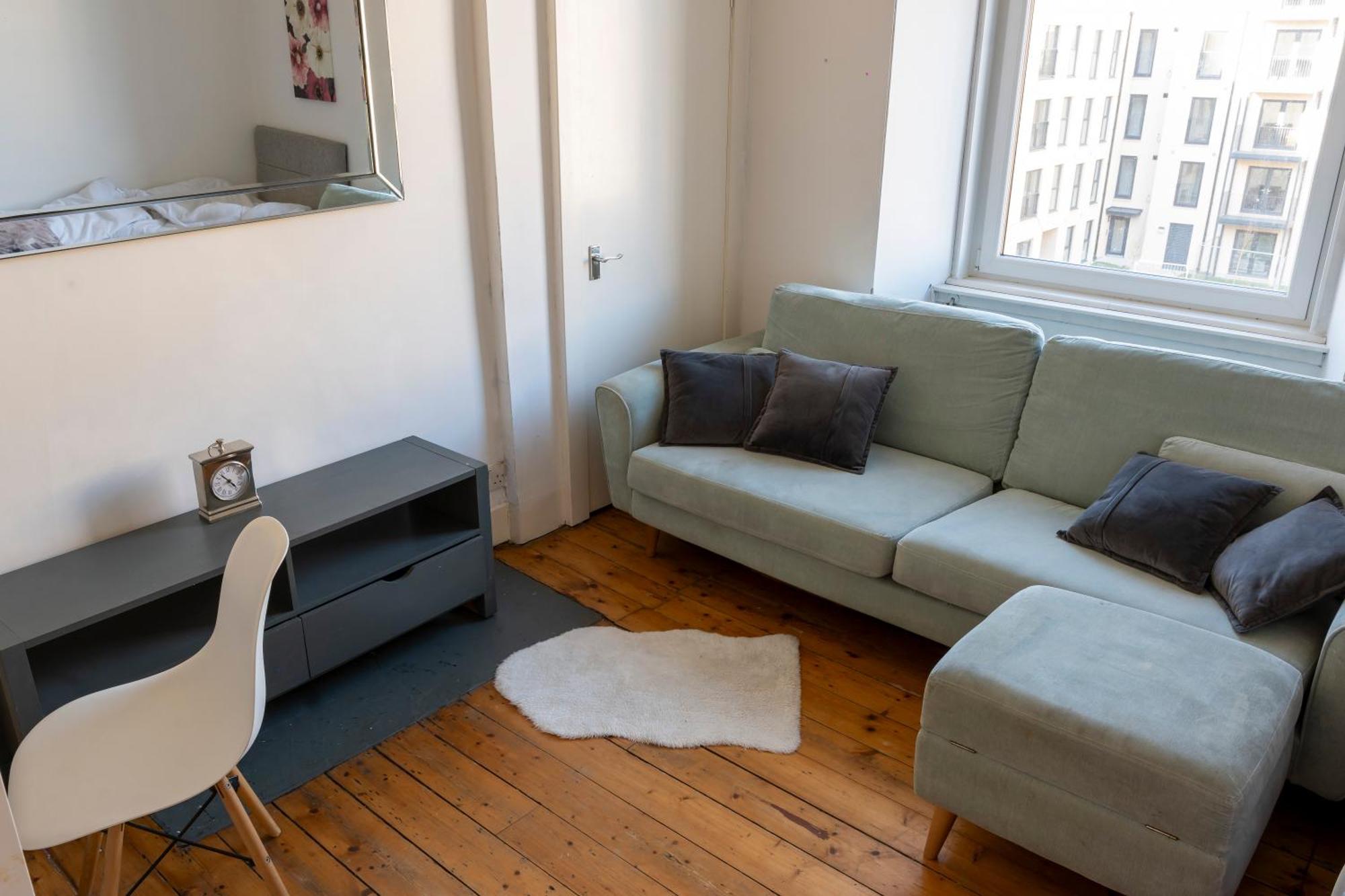 Cosy Flat Near Centre * Edinburgh