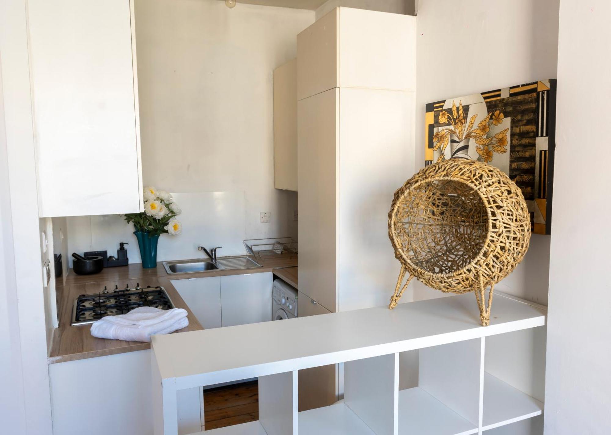 Cosy Flat Near Centre Apartment